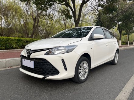威驰FS 2017款 1.5L CVT锋驰版