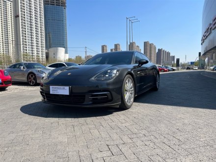 Panamera新能源 2017款 Panamera 4 E-Hybrid 行政加长版 2.9T