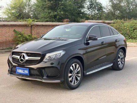 奔驰GLE轿跑 2017款 GLE 400 4MATIC 轿跑SUV