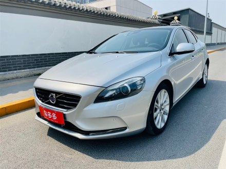 沃尔沃V40 2013款 2.0T 智雅版