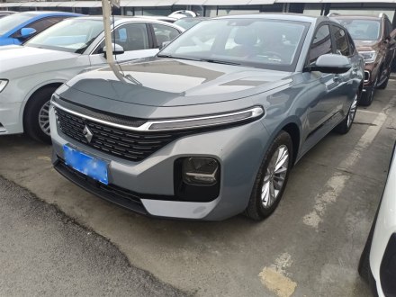 宝骏RC-5 2020款 1.5T CVT智耀尊享型