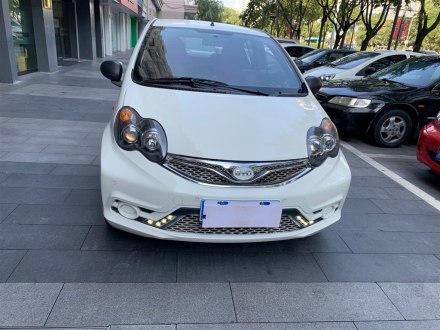 比亚迪F0 2015款 1.0L AMT 铉酷型