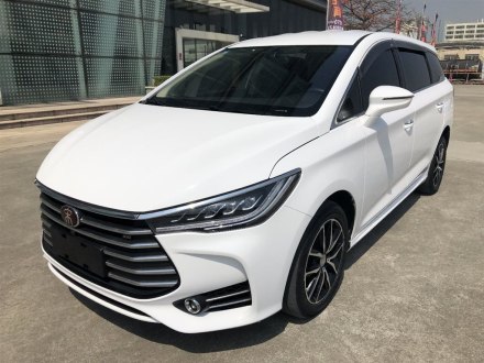 宋MAX 2017款 1.5T 自动智联豪华型 7座