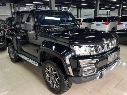 北京F40 2019款 2.3T 自动魔方版