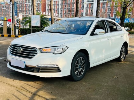 力帆820 2015款 1.8L 手动豪华型