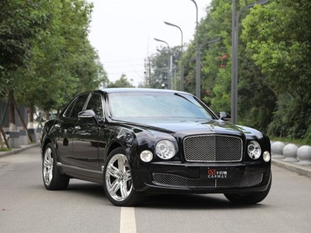 慕尚 2011款 6.8T 豪华版