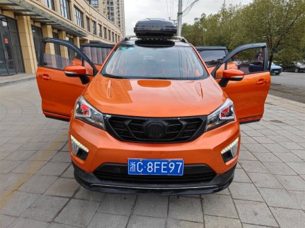 长安CS15 2016款 1.5L 手动时尚版