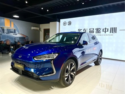 赛力斯SF5 2021款 华为智选四驱版