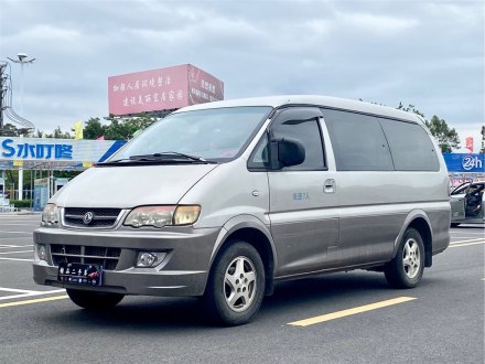 菱智 2007款 2.0L 手动新锐版