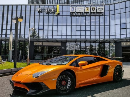 Aventador 2011款 LP 700-4