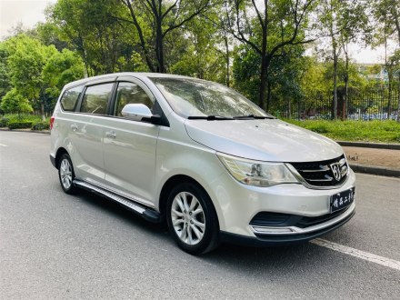 宝骏730 2016款 1.5L 手动标准型 7座