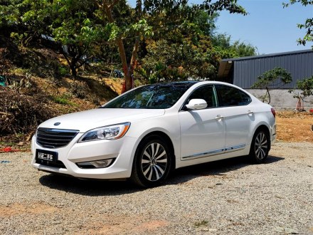 凯尊 2012款 2.4L 商务天窗型