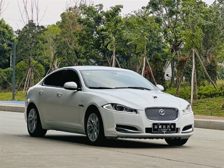 捷豹XF 2012款 XF 3.0L V6豪华版
