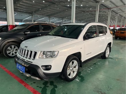 指南者(进口) 2013款 2.0L 两驱运动版