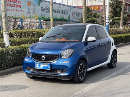 smart forfour 2016款 1.0L 52千瓦激情版