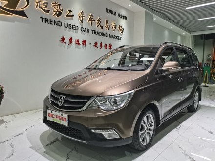 宝骏730 2014款 1.5L 手动舒适型 7座