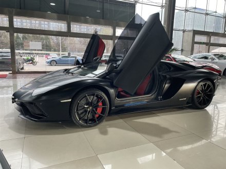 Aventador 2017款 Aventador S
