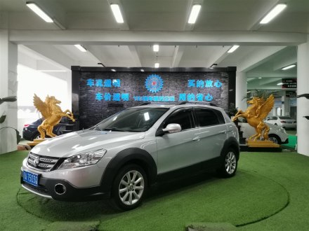 东风风神H30 2013款 CROSS 1.5L 手动尊逸型