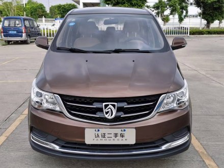 宝骏730 2016款 改款 1.5L 手动标准型 7座 国V
