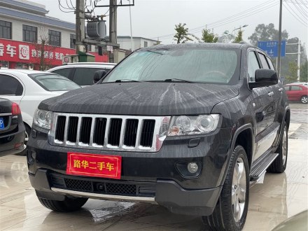 大切诺基进口 2012款 3.6L 旗舰导航版