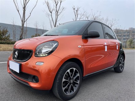 smart forfour 2016款 1.0L 52千瓦激情版