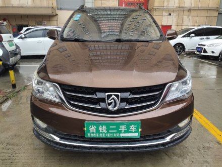 宝骏730 2016款 1.5L 手动豪华型 7座