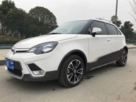 名爵3SW 2015款 1.5L AMT精英型