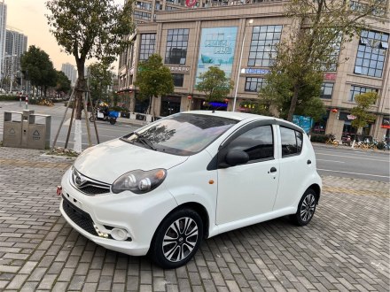 比亚迪F0 2015款 1.0L AMT 铉酷型