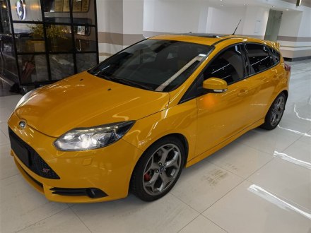 福克斯进口 2013款 2.0T ST 橙色版