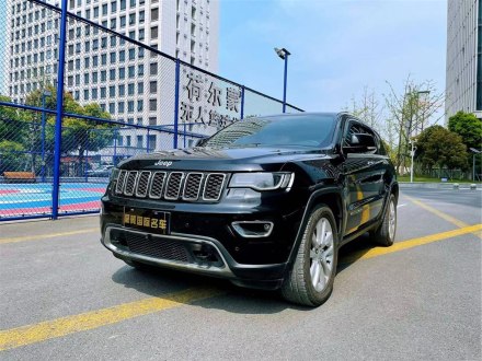大切诺基进口 2018款 3.6L 高性能四驱版