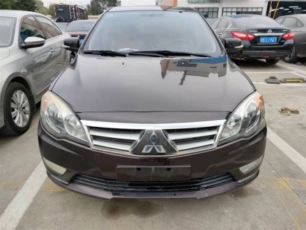 V5菱致 2012款 1.5L CVT舒适型