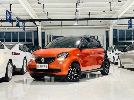 smart forfour 2018款 0.9T 66千瓦先锋版