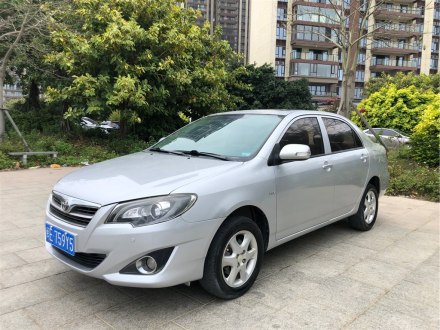 花冠 2013款 1.6L 自动豪华版