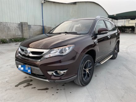 比亚迪S7 2015款 1.5T 升级版 手动尊贵型