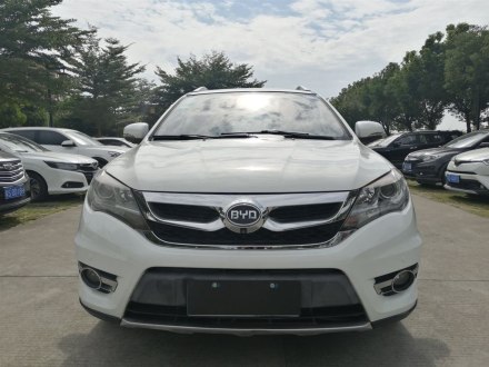 比亚迪S7 2015款 2.0T 升级版 自动尊贵型
