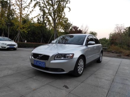 沃尔沃S40 2010款 2.0L 自动智尚版