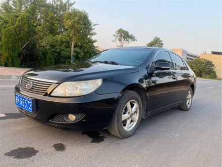 比亚迪F6 2010款 黄金版 2.4L 自动尊贵型