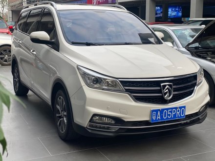 宝骏730 2019款 1.5T CVT旗舰型 7座 国VI