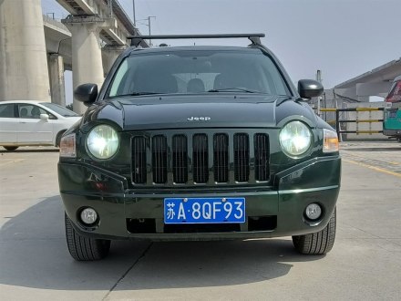 指南者(进口) 2010款 2.4L 四驱运动版