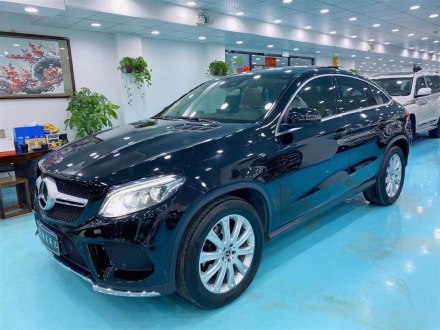 奔驰GLE轿跑 2015款 GLE 320 4MATIC 轿跑SUV