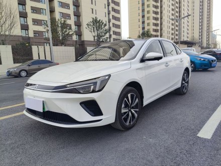飞凡ER6 2021款 新动版 620km 智享版