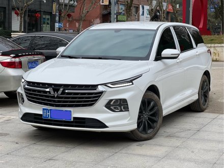 五菱凯捷 2020款 1.5T 自动尊贵型