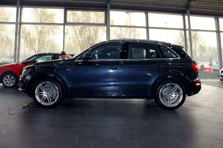 奥迪Q5(进口) 3.2L 2010款 运动版 5座