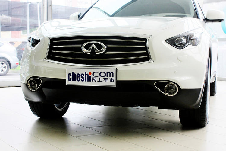 英菲尼迪FX FX37 3.7L 自动 2013款 超越版 5座