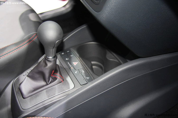 伊比飒 1.4TSI DCT 2013款 5门版FR