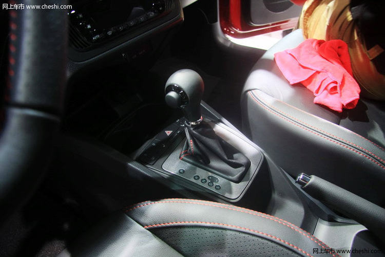 伊比飒 1.4TSI DCT 2013款 5门版FR