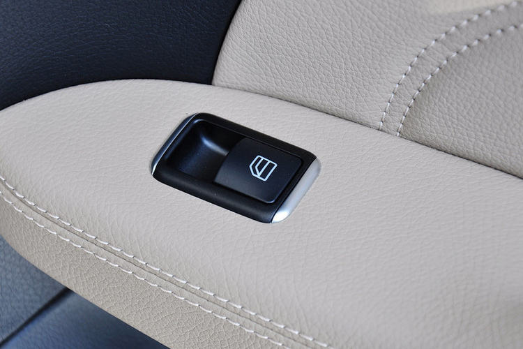 巴博斯 MR系 3.5L 2013款 35MR 5座