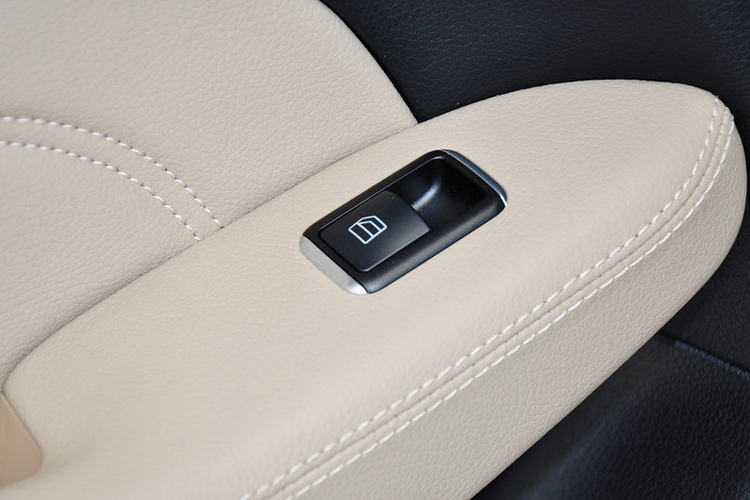 巴博斯 MR系 3.5L 2013款 35MR 5座