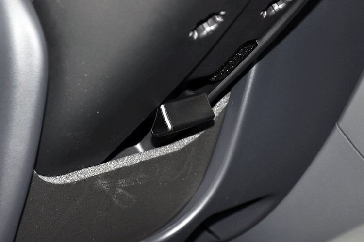 沃尔沃XC60(进口) T5 2.0T DCT 2014款 智逸版 5座