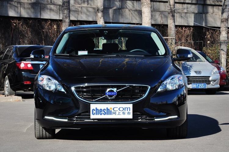 沃尔沃V40 2.0T 自动 2014款 智逸版